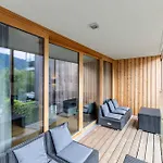 דירה Bellevue Residences - Luxurious Lakeside צל-אם-זי