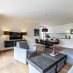 Bellevue Residences - Luxurious Lakeside * צל-אם-זי