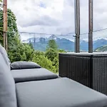 Bellevue Residences - Luxurious Lakeside