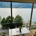דירה Bellevue Residences - Luxurious Lakeside