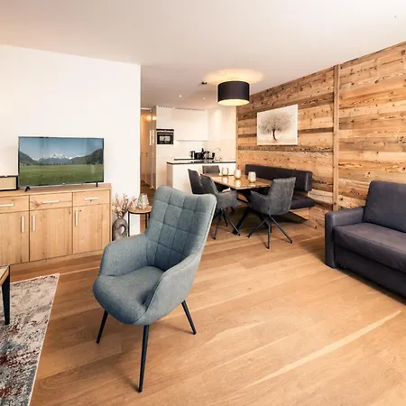 Apartment Bellevue Residences - Luxurious Lakeside