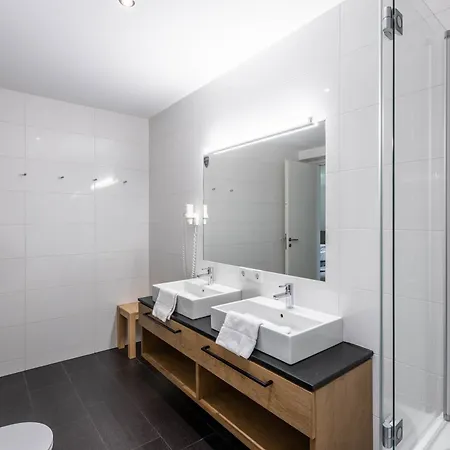 Apartamento Bellevue Residences - Luxurious Lakeside Zell am See