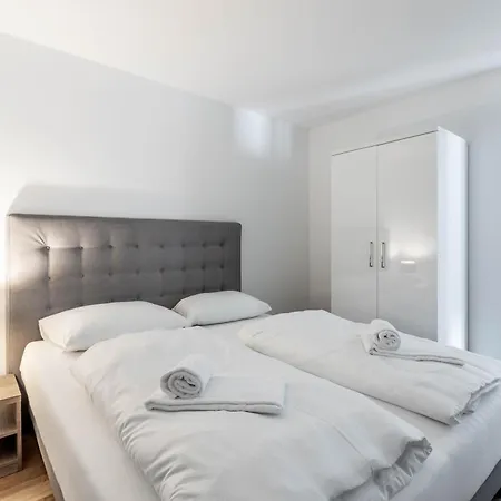 Bellevue Residences - Luxurious Lakeside Zell am See