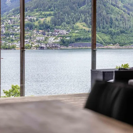 Bellevue Residences - Luxurious Lakeside Appartamento *