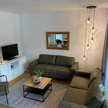 Bellevue Residences - Luxurious Lakeside Apartamento Zell am See