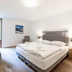 דירה Bellevue Residences - Luxurious Lakeside צל-אם-זי