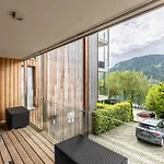 דירה Bellevue Residences - Luxurious Lakeside