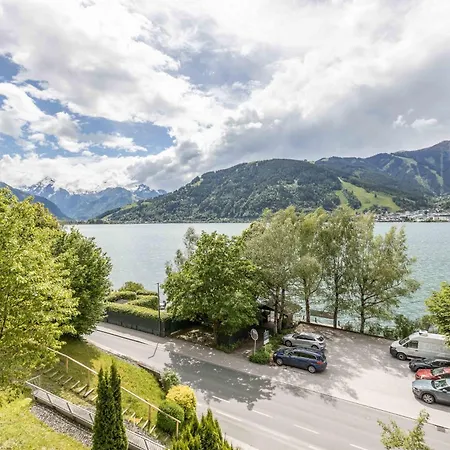Bellevue Residences - Luxurious Lakeside Apartment Zell am See
