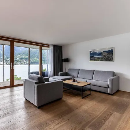 Bellevue Residences - Luxurious Lakeside Apartment